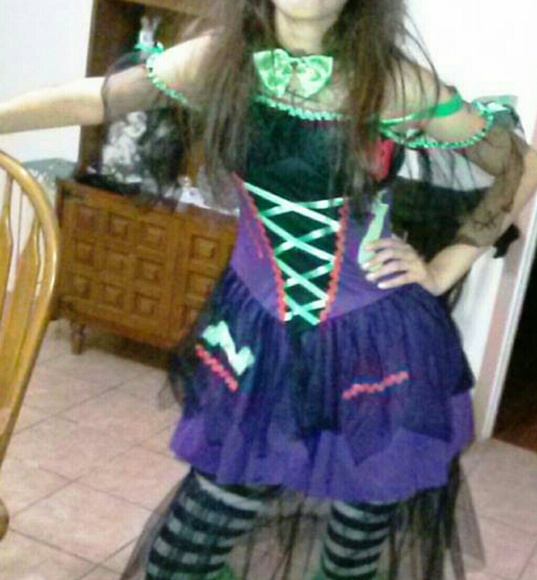 Frankie's Bride Custome - Picture 5 of 5